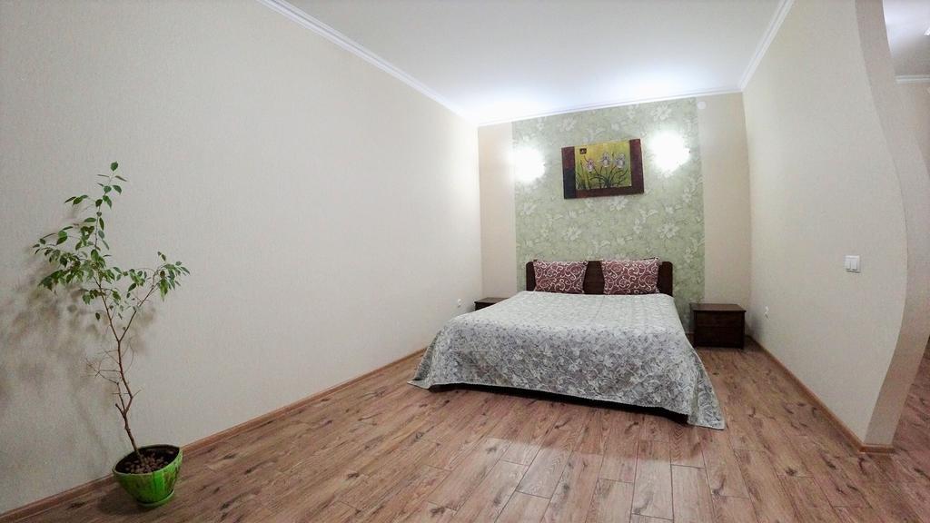 Myru Apartment Cherníhiv Exterior foto